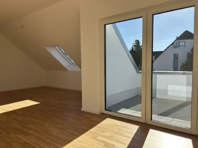 moderne Dachgeschosswohnung mit guter Anbindung nach Köln 51375 Leverkusen, Dachgeschosswohnung