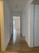 Flur - geräumige 3-Zimmer-Wohnung mit Sonnenbalkon und TG-Stellplatz im beliebten Kölner Süden