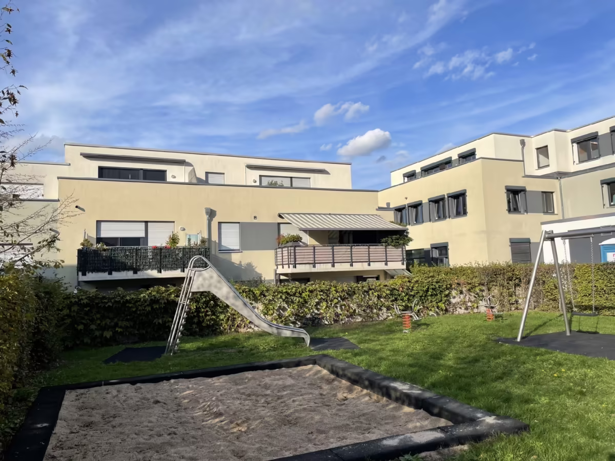 Innenhof mit Spielplatz