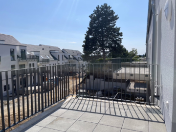 helle Wohnung in zum Innenhof mit Einzelgarage und Stromanschluss für E-Ladestation 51375 Leverkusen, Etagenwohnung